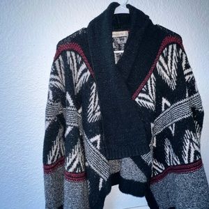 Hollister sweater